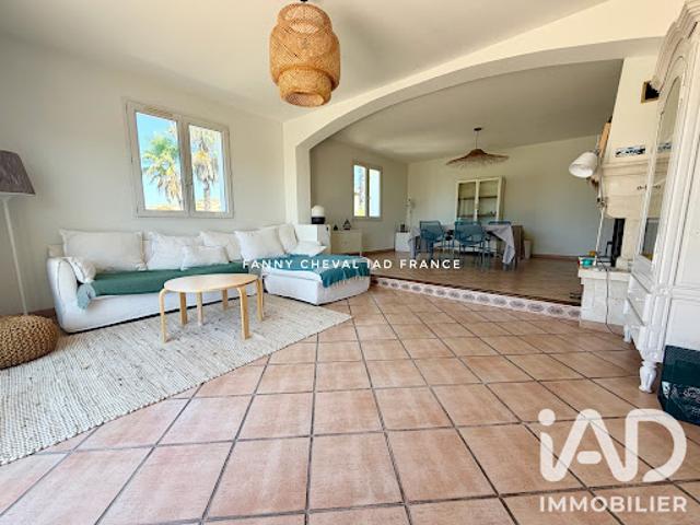 Maison avec terrasse