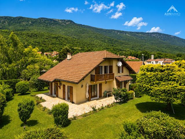 Maison avec terrasse