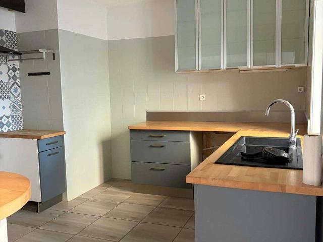 Maison avec terrasse à louer à Périgueux