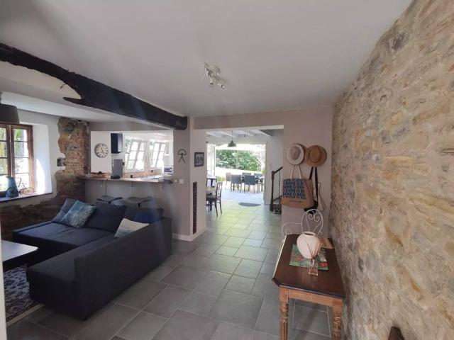 Maison avec terrasse dans une jolie ville thermale