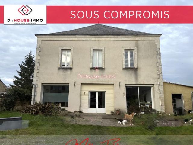 Maison avec vie de plain pied sur environ 2250m² de parcelle