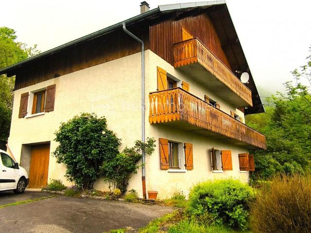 MAISON AVEC VUE SUR LE MONT BLANC