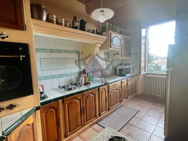 Maison avec appartement indépendant loué