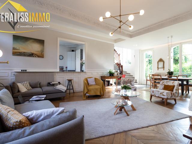 Maison avec beaucoup de charme à Cergy Village !
