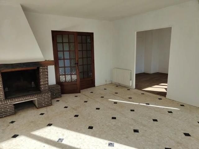 Maison avec dépendances 2,9ha en option