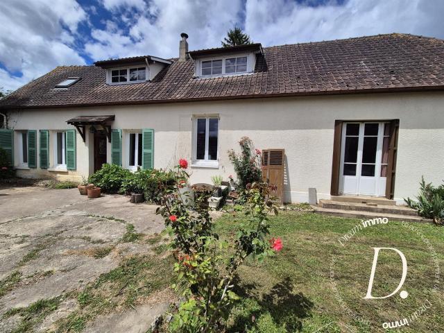 Maison Avec Dependances Et Garage Gasny Centre 130m² Gasny