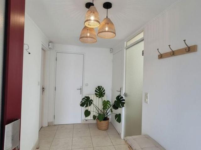 Maison avec espace jardin, 3 chambres 15 kms de Paris
