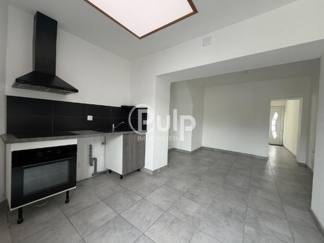 Maison avec extérieur à louer à Lillers
