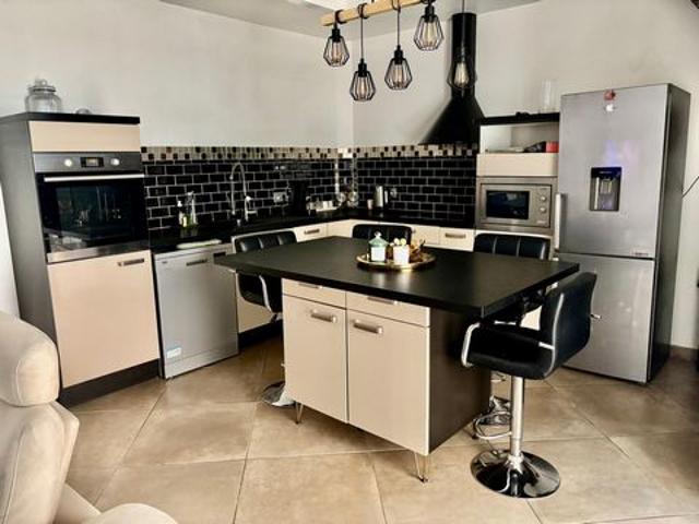 Maison avec extérieur proche centre ville
