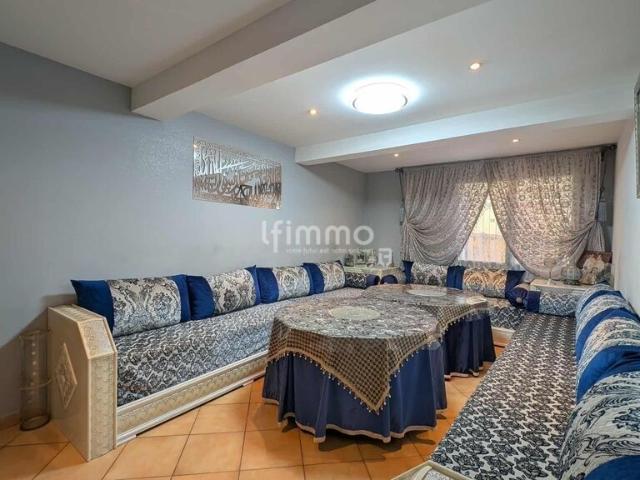 Maison avec garage et extérieur + 1 logement