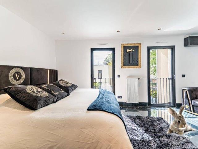 Maison avec garage et piscine DARDILLY