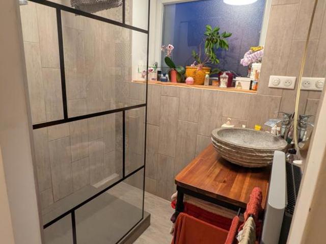 maison avec garage et terrain