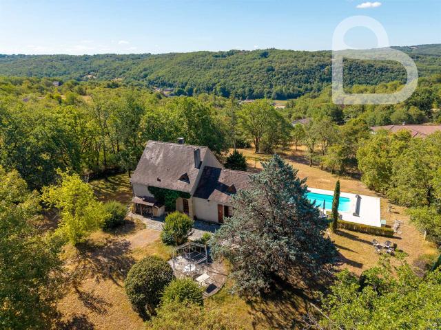 Maison avec gîte et piscine à deux pas de Catus 213m² Catus