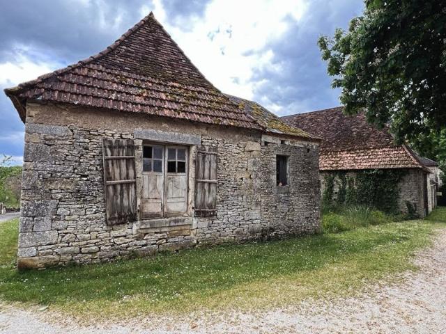 Maison avec grange à Chourgnac 4 pièce s 85 m2