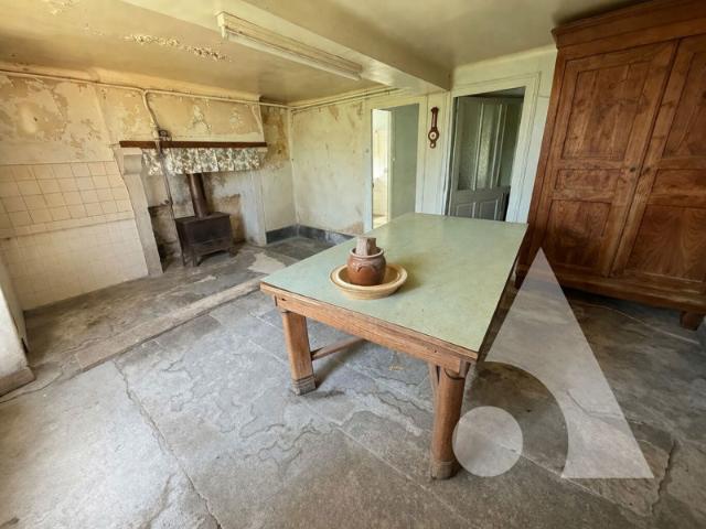 Maison avec grange et grand terrain Pionnat 4 pièce s 90 m2