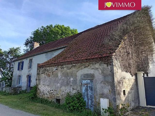 MAISON AVEC GRANDE GRANGE ET VUE IMPRENABLE