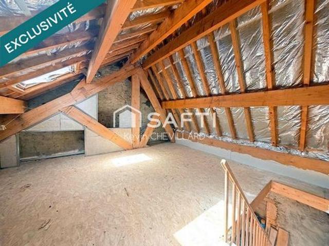 Maison avec grande pièce de vie coup de cœur et garage