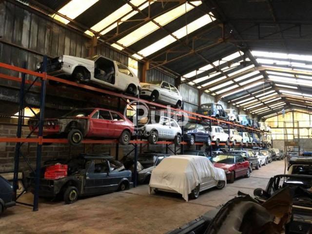 MAISON AVEC HANGAR À VENDRE
