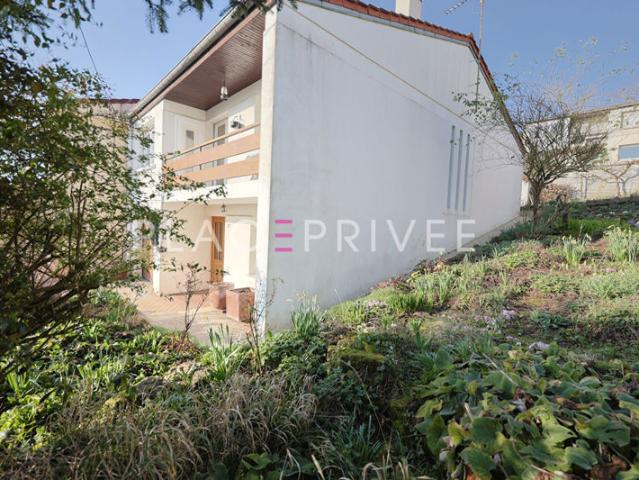 Maison avec jardin