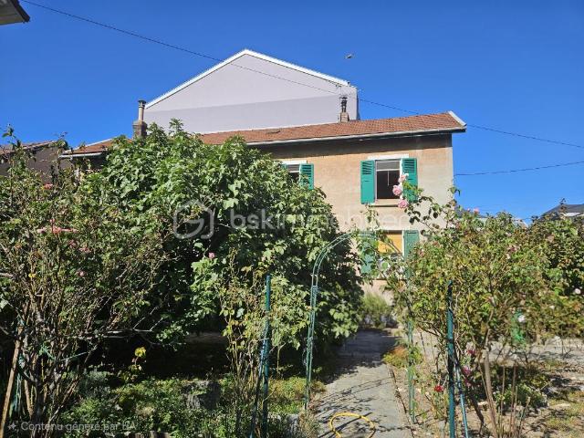 MAISON AVEC JARDIN