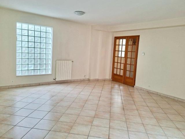 Maison avec jardin 5' RER A