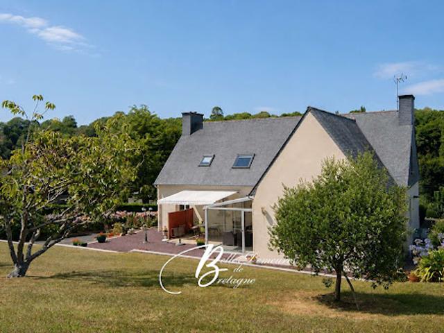 Maison avec jardin et terrasse