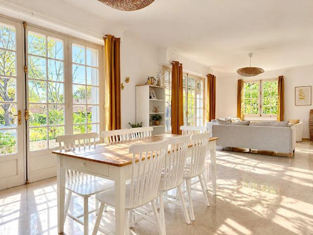 Maison avec jardin et terrasse
