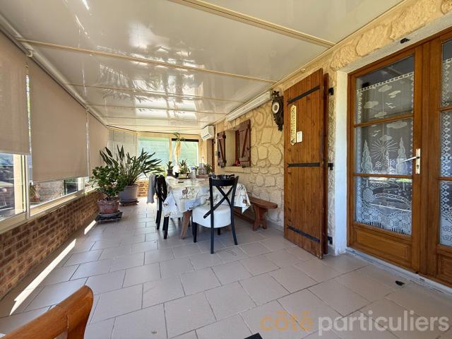 Maison avec jardin clos et garage, au calme à deux pas de la. 75m² Saint Bonnet Tronçais