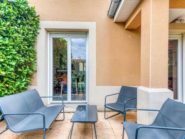 Maison avec jardin à 10 minutes de Lyon. | Idéal Mobilité & Séjours Pro