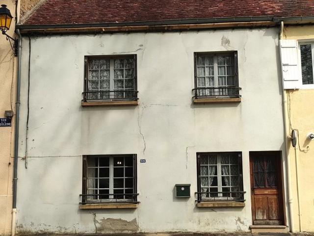 Maison avec jardin, à rénover