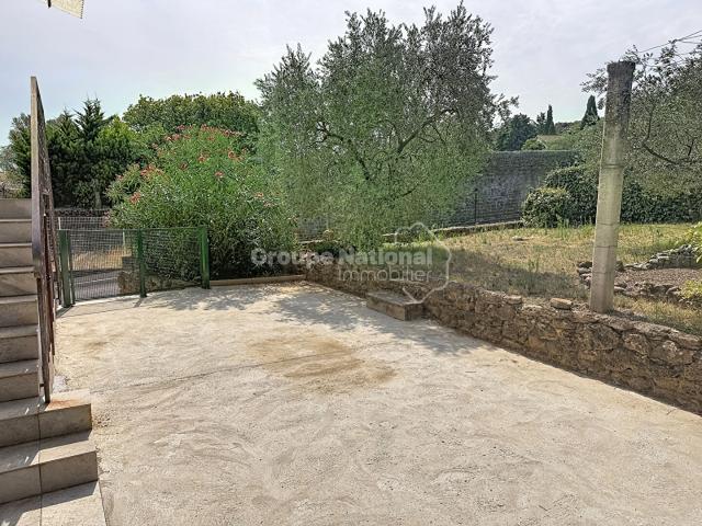 Maison avec jardin arboré, terrasse et climatisation 63.3m2