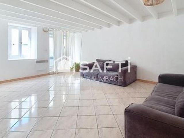 Maison avec jardin – Bourg Charente