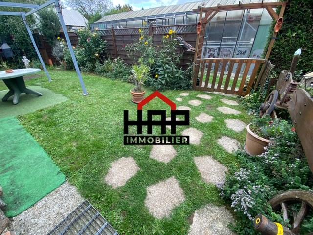 Maison avec jardin, garage et 1 chambre