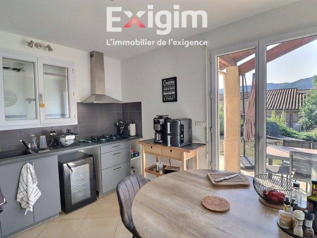 Maison avec jardin et garage 07300 Saint Jean De Muzols