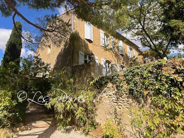 Maison avec jardin et terrasse