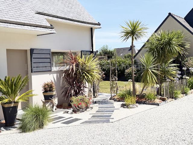 Maison avec jardin et terrasse