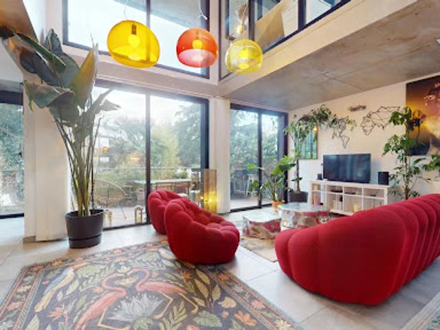 Maison avec jardin et terrasse