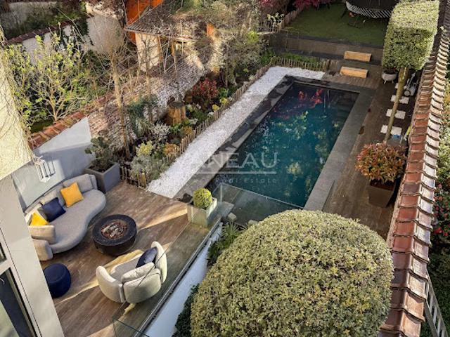 Maison avec jardin et terrasse