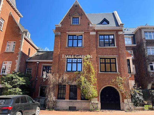Maison avec jardin et terrasse
