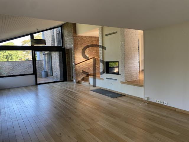Maison avec jardin et terrasse