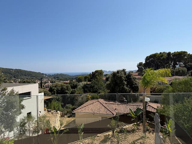 Maison avec jardin et terrasse