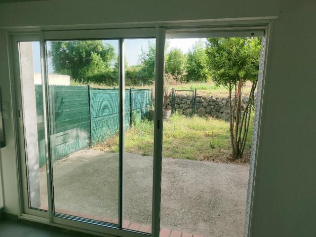 Maison avec jardin et terrasse à louer à Roujan