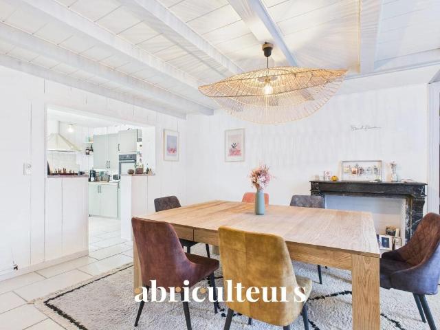 Maison avec jardin plein sud sans vis à vis en vente à Cogna. 158m² Cognac