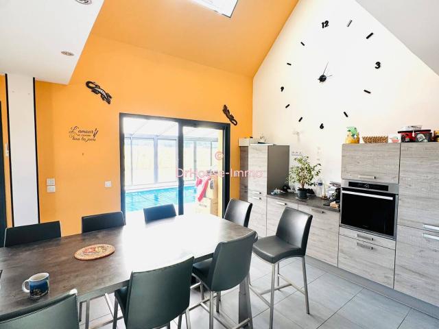 Maison avec piscine à vendre