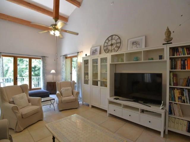 Maison avec piscine, double garage et 5 000 m² 190m² Saint Paul en Forêt