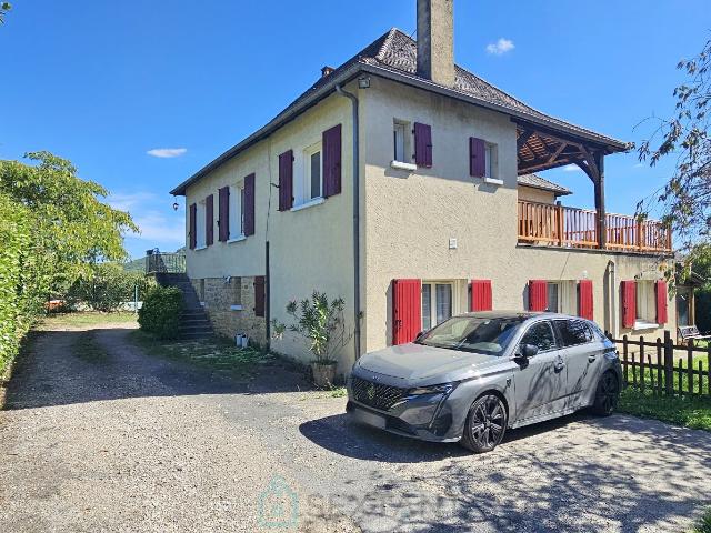 Maison avec piscine et appartement indépendant à Saint Vincent de Cosse