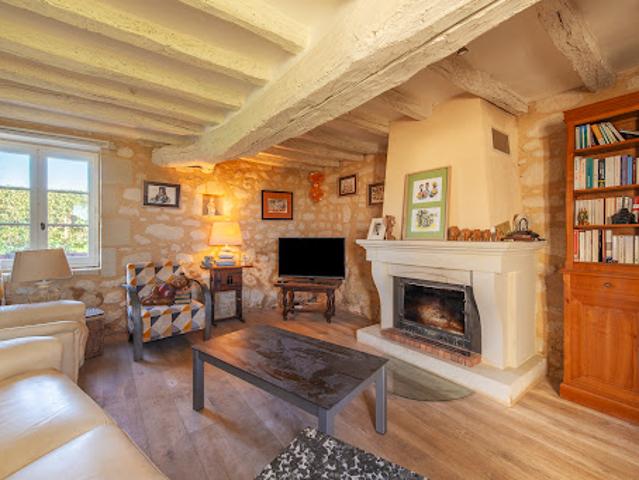 Maison avec piscine et jardin