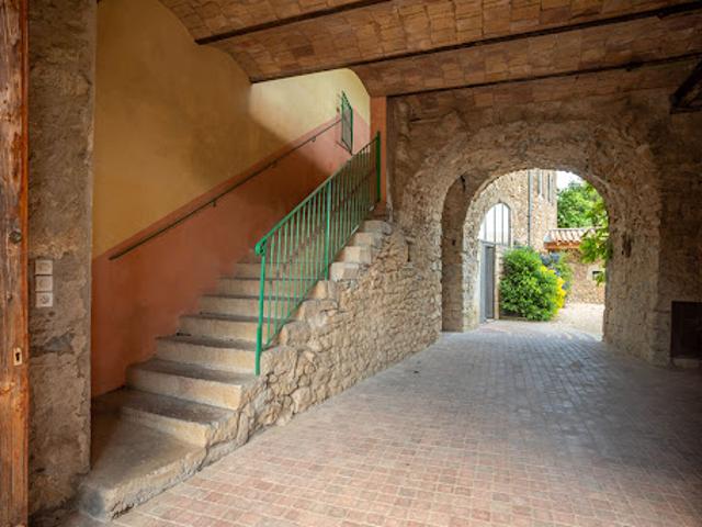 Maison avec piscine et jardin