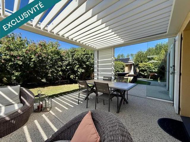 Maison avec piscine et prestations soignées
