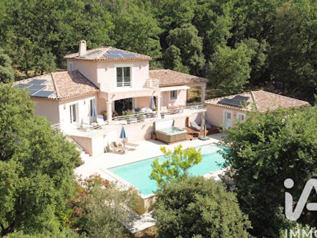 Maison avec piscine et terrasse